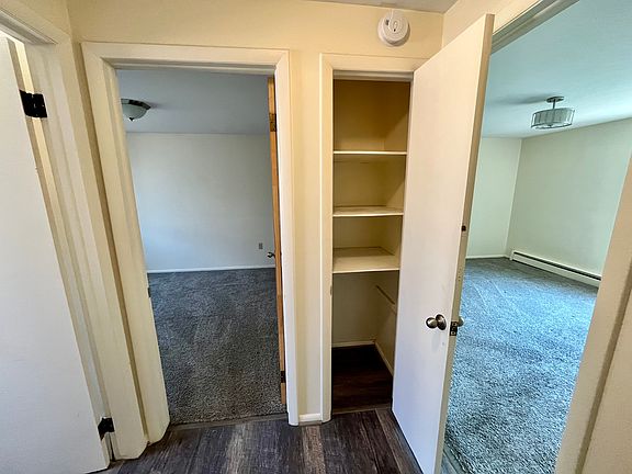 4th image of 3710 Owens St #B