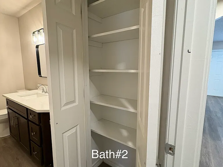 204 James Ct — Photo 23
