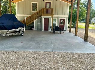 812 NW Avenue C, Carrabelle, FL 32322