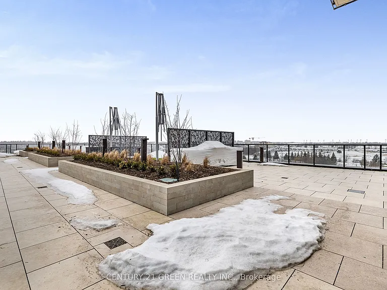 1415 Dundas St E #501 — Photo 17