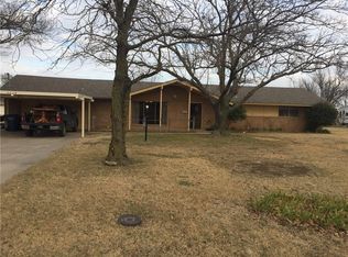 2713 S Choctaw Ave, El Reno, OK 73036