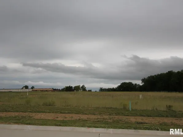 6505 W Ironwood Dr, Edwards, IL 61528