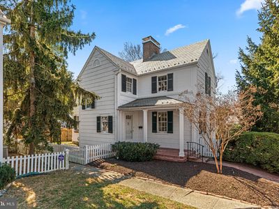 2 Saint Dunstans Garth, Baltimore, MD, 21212