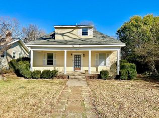 818 Prospect St, Florence, AL 35630
