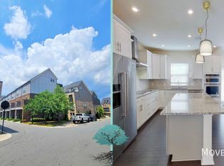 15041 New Amsterdam Ln, Charlotte, NC 28204