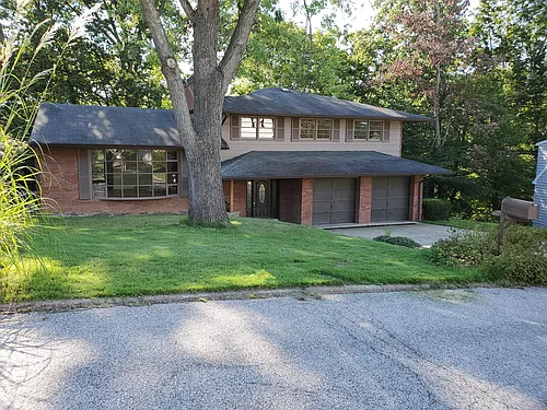 825 Whispering Way Photo 1