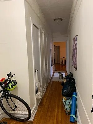 Rented by Gugenheim Realty LLC | media 17