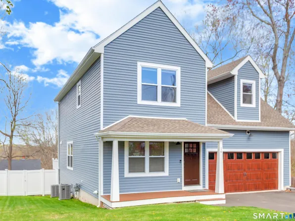 14 Bellview Road, Branford, CT 06405