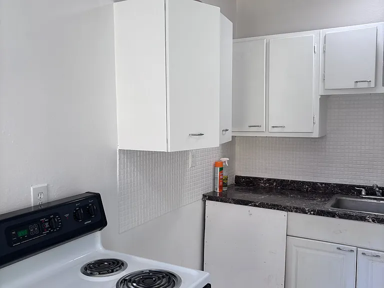 2243 NE 172nd St #4 — Photo 8