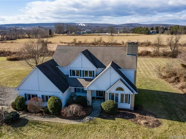 41 Day School Drive, Middlefield, CT 06455