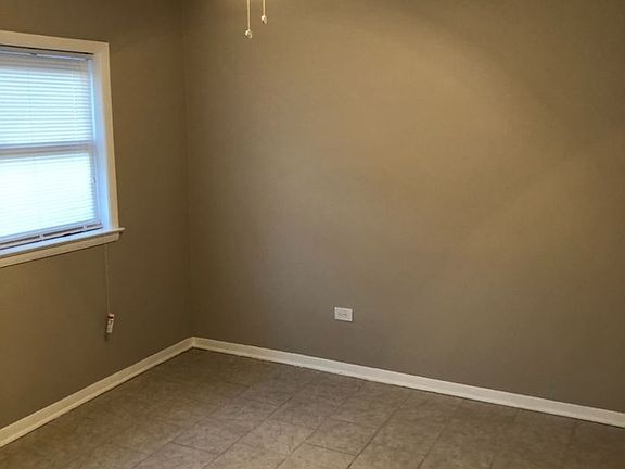 5th image of 5147 Electric Ave APT 4