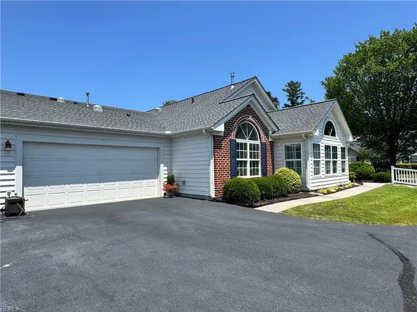 100 Borden Way, Yorktown, VA 23690