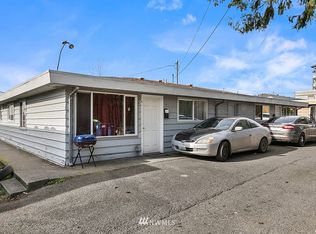 850 Harrington Ave NE, Renton, WA 98056