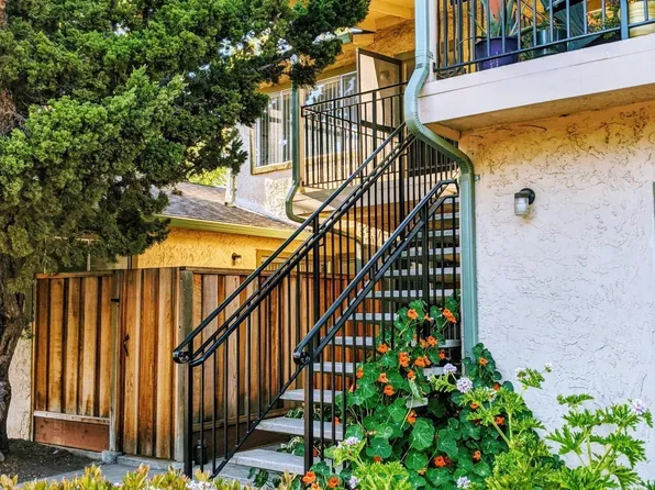 1576 Tenaka Pl APT 3, Sunnyvale, CA 94087