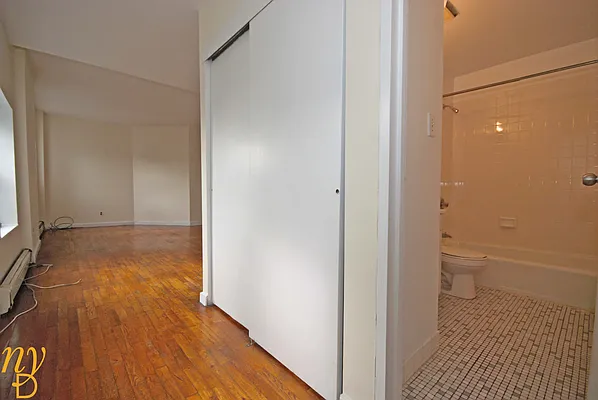 Rented by New York Dwellings LLC | media 5