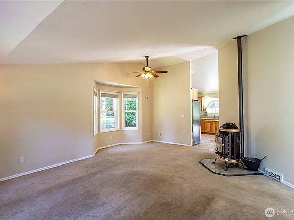5th image of 112 Holli Lane