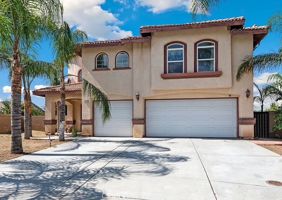 1st image of 25525 Macintosh Ct