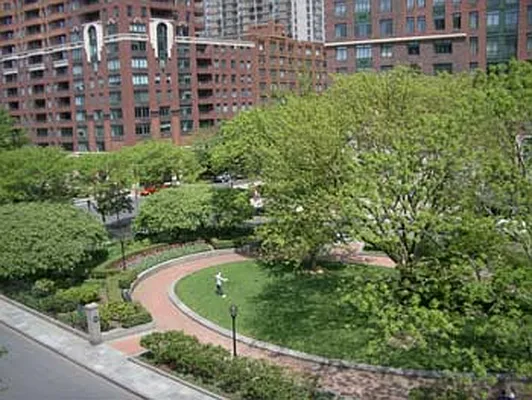 Rented by CCG Real Estate Brokerage | media 20