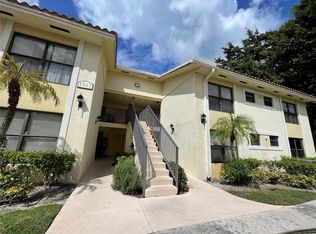 1517 Lake Crystal Dr APT D, West Palm Beach, FL 33411