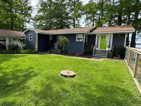 1041 Lake Dr, Hornbeak, TN 38232