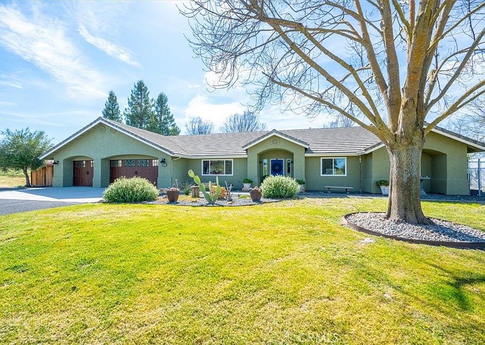 1st image of 4385 Camp 8 Rd