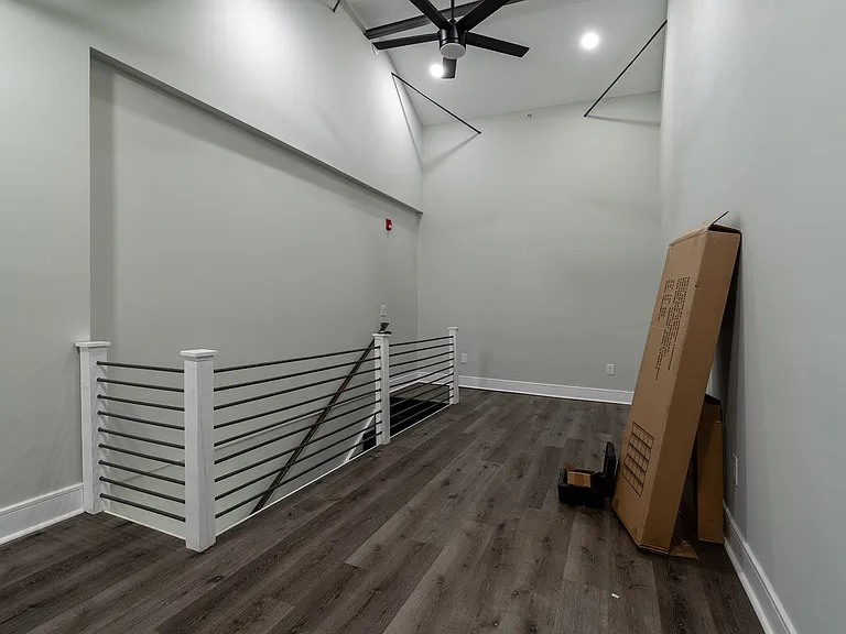13 Kennedy St #206 — Photo 6