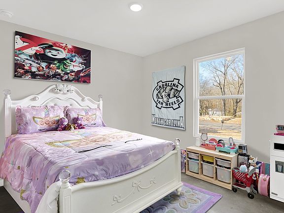4th image of 4439 Sunny View Dr