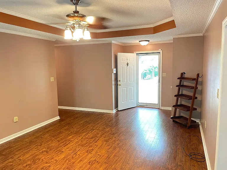 300 Pebble Creek Dr — Photo 6