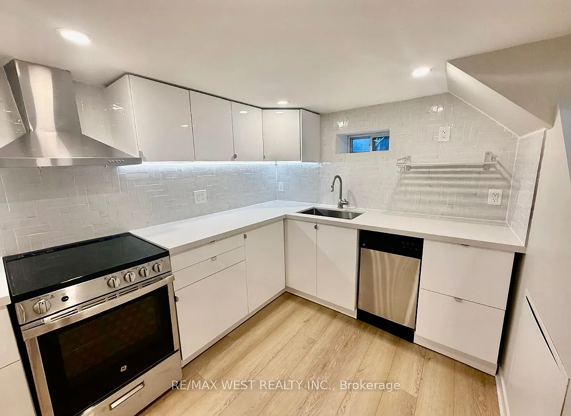 1 bed, $1,700 — Photo 1