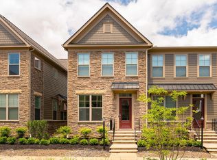 938 Pullman Pl, Grandview Heights, OH 43212