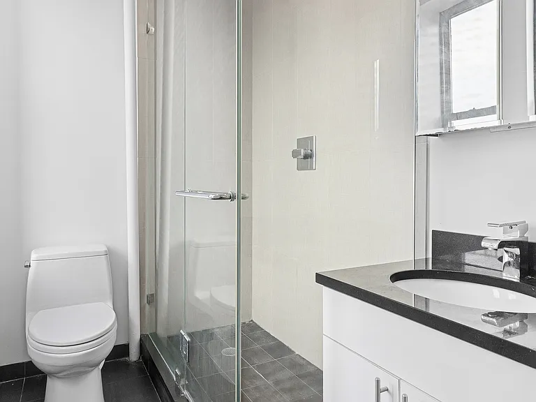 227 Waverly Pl #6B — Photo 7