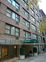 442 West 57th Street in Hell&#39;s Kitchen