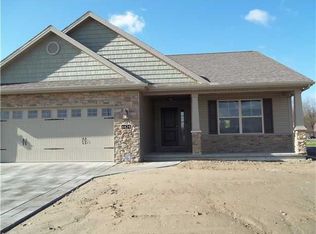 6424 Jamesbrook Ln, Whitehouse, OH 43571