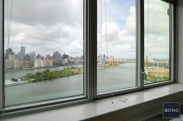 Rented by Bond New York | media 4