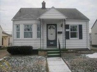 1779 Sycamore St, Wyandotte, MI 48192