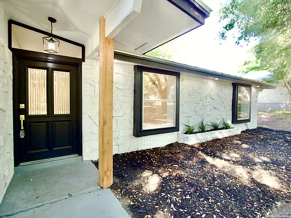 4th image of 113 Twinleaf ln