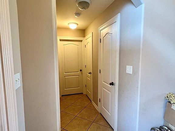 4th image of 171 Village East Dr