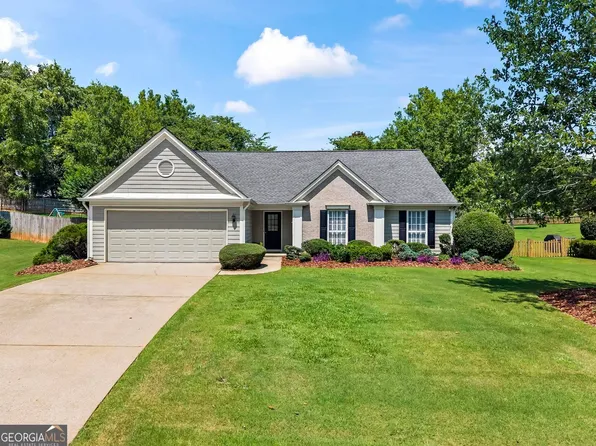 3445 Lakeheath Dr, Cumming, GA 30041