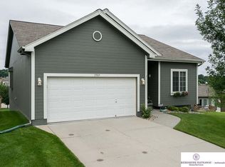 7507 N 77th Ter, Omaha, NE 68122