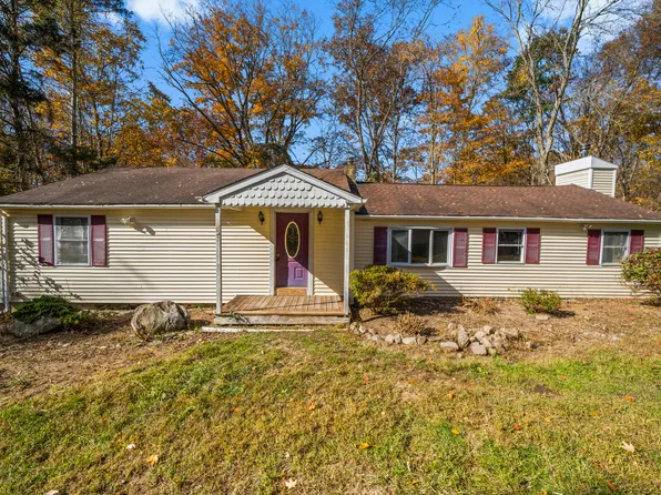 4 Hopp Brook Lane, Bethany, CT 06524
