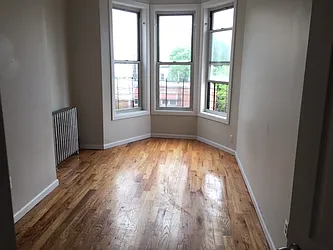 Rented by Premier Metro Realty Corp