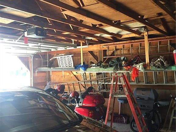 5th image of 143 Linwood Ave