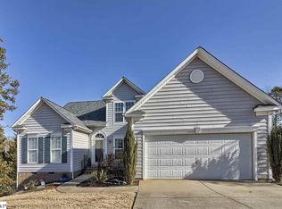 718 Dutchman Ct, Greer, SC 29651