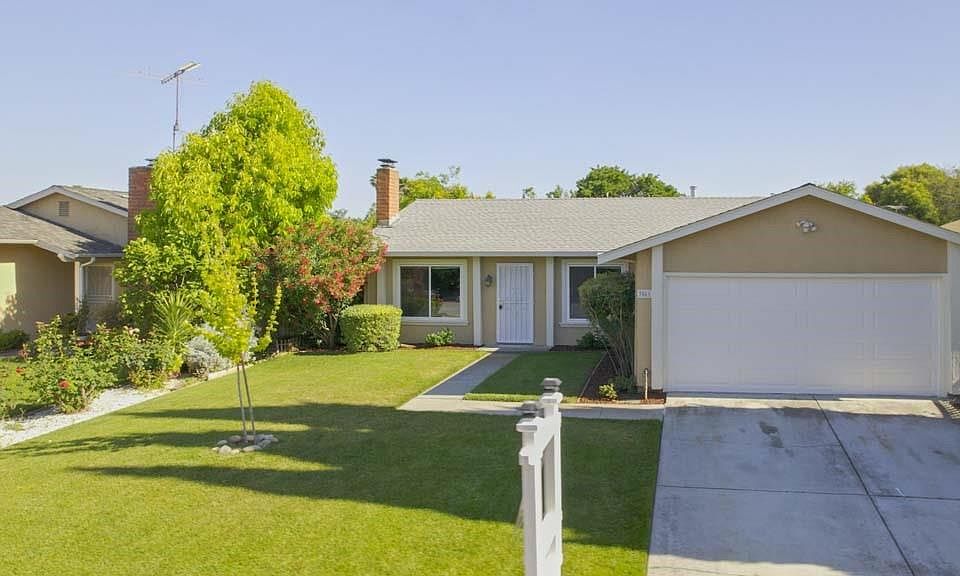 1st image of 3861 Grandbrook Way