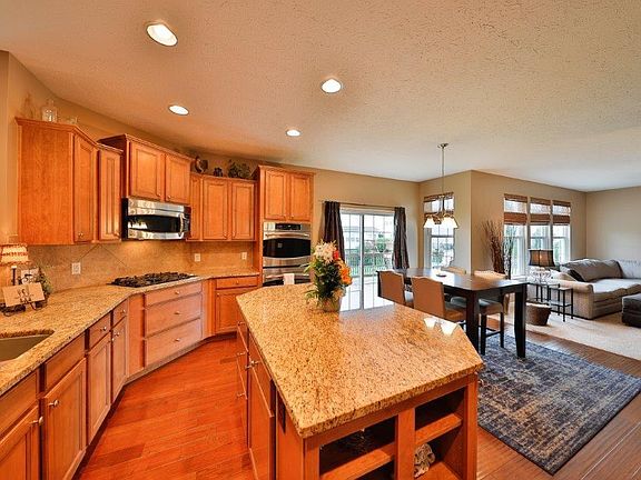 5th image of 12869 Straightwood Ln