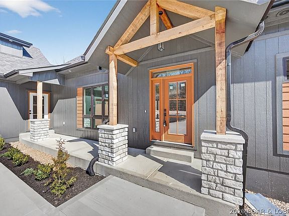 2nd image of 573 Arrowridge Ln