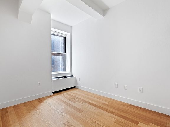 4th image of 67 Wall St APT 3G