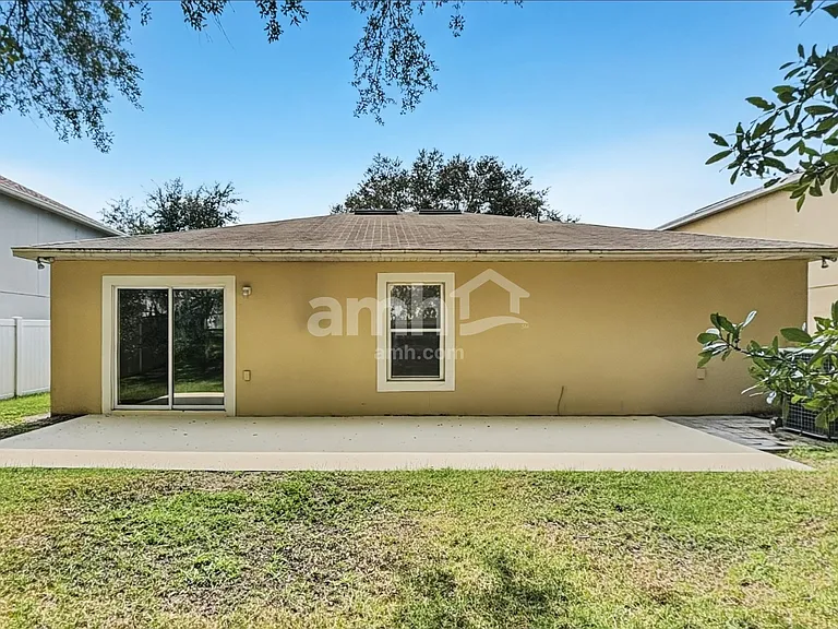 312 Azores Pl — Photo 16
