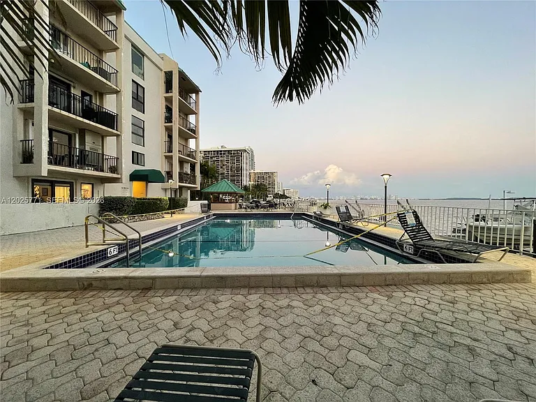 2201 Brickell Ave #73 — Photo 5
