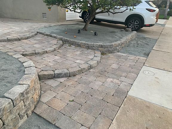 3rd image of 2731 Havasupai Ave